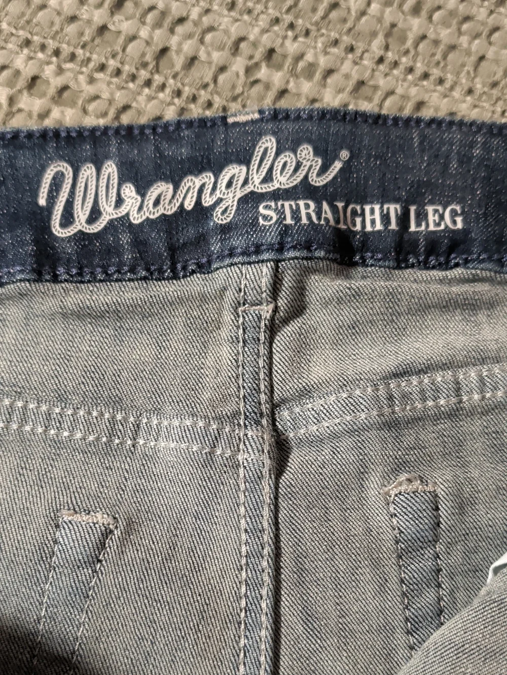New Wrangler Women's Medium Wash Straight Leg Jeans Size 31 Size 11 (11x36)
